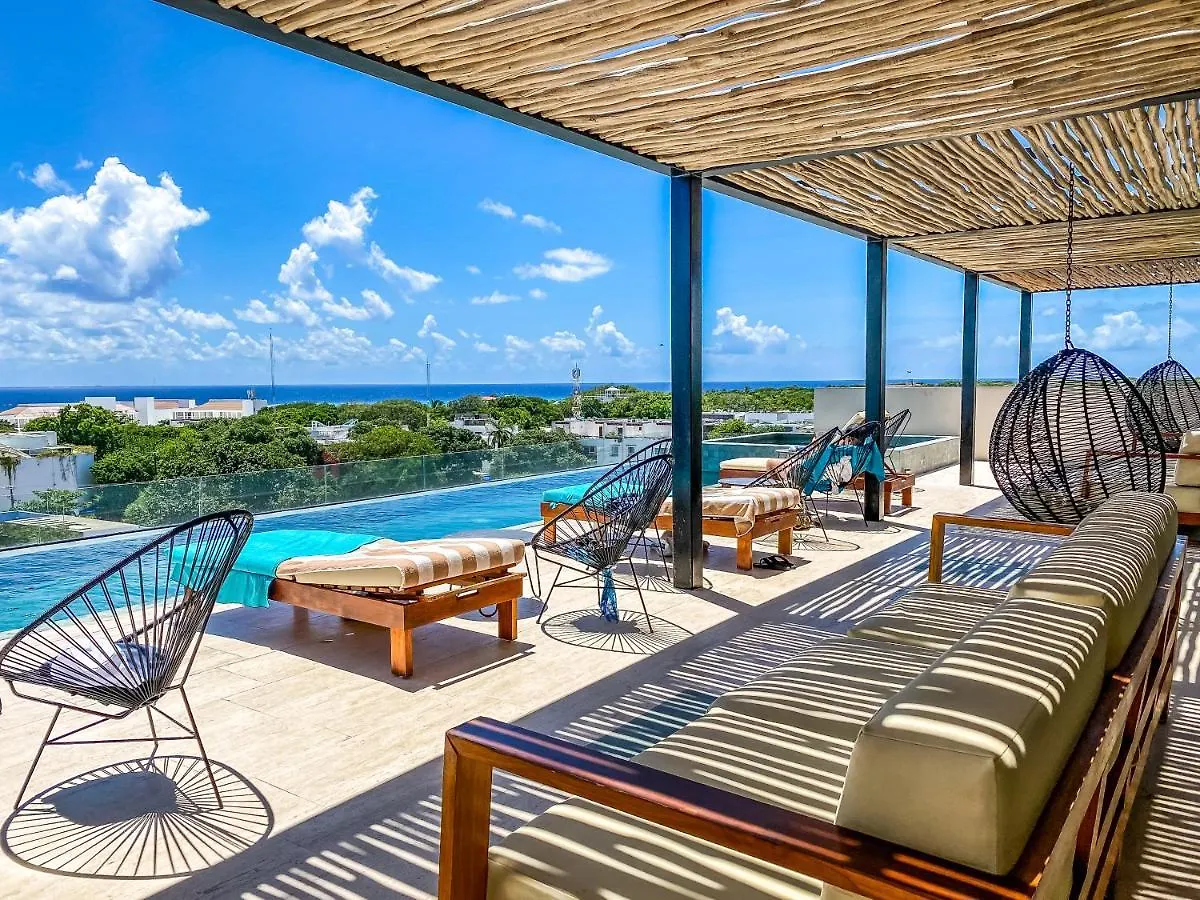 Big Studio At Kaab By The Beach With Roof Top Pool, Sauna And Jacuzzi Near Paseo Del Carmen Mall location
