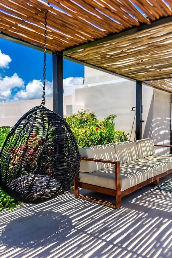 Big Studio At Kaab By The Beach With Roof Top Pool, Sauna And Jacuzzi Near Paseo Del Carmen Mall بلايا ديل كارمن شقة