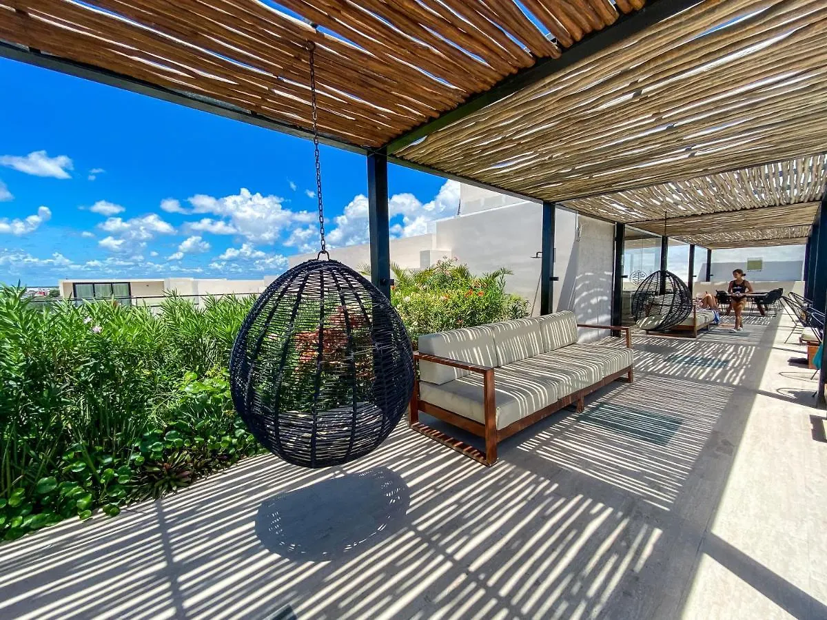 Big Studio At Kaab By The Beach With Roof Top Pool, Sauna And Jacuzzi Near Paseo Del Carmen Mall بلايا ديل كارمن شقة