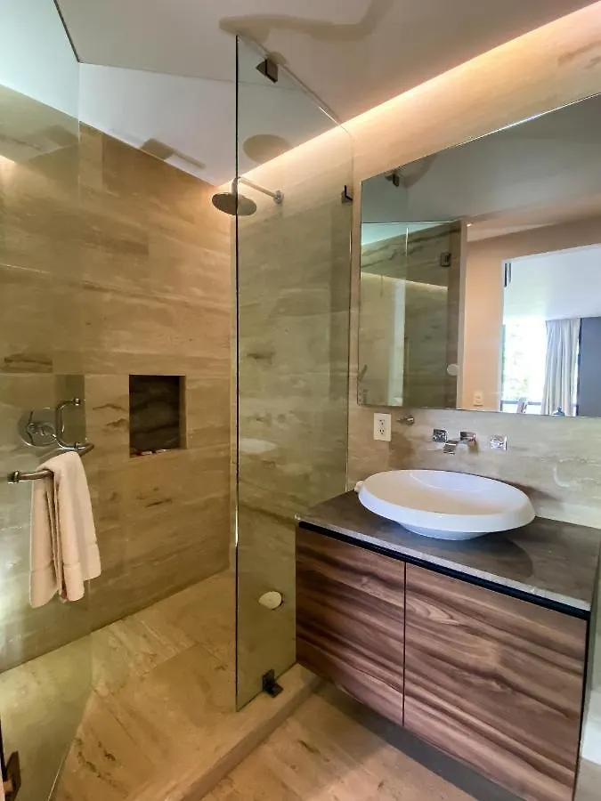Big Studio At Kaab By The Beach With Roof Top Pool, Sauna And Jacuzzi Near Paseo Del Carmen Mall بلايا ديل كارمن المكسيك